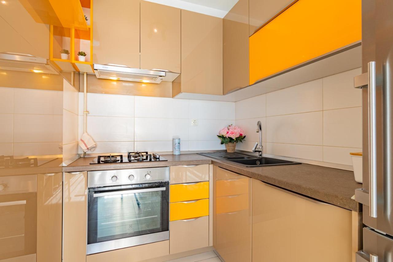 Flexible Selfcheckins 30 - Zagreb - Garage - Electric Vehicle Ccharger - Big Loggia - New - Apartments Repinc 30 Buitenkant foto