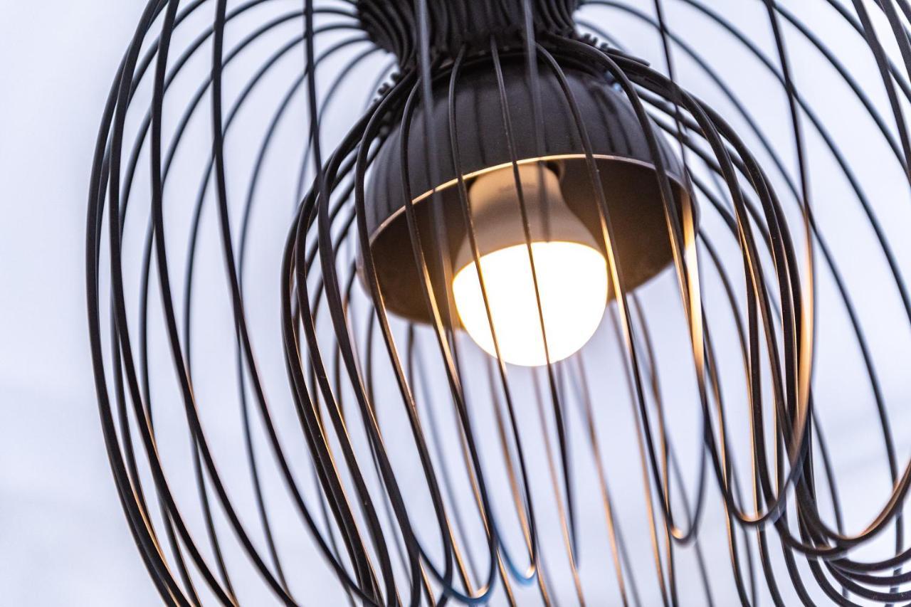 Flexible Selfcheckins 30 - Zagreb - Garage - Electric Vehicle Ccharger - Big Loggia - New - Apartments Repinc 30 Buitenkant foto