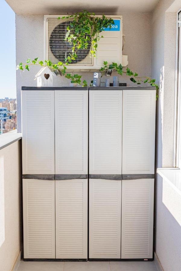 Flexible Selfcheckins 30 - Zagreb - Garage - Electric Vehicle Ccharger - Big Loggia - New - Apartments Repinc 30 Buitenkant foto